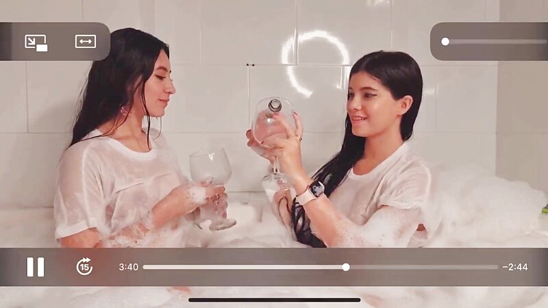 Marta Maria Santos Lesbian Bathtub Fun