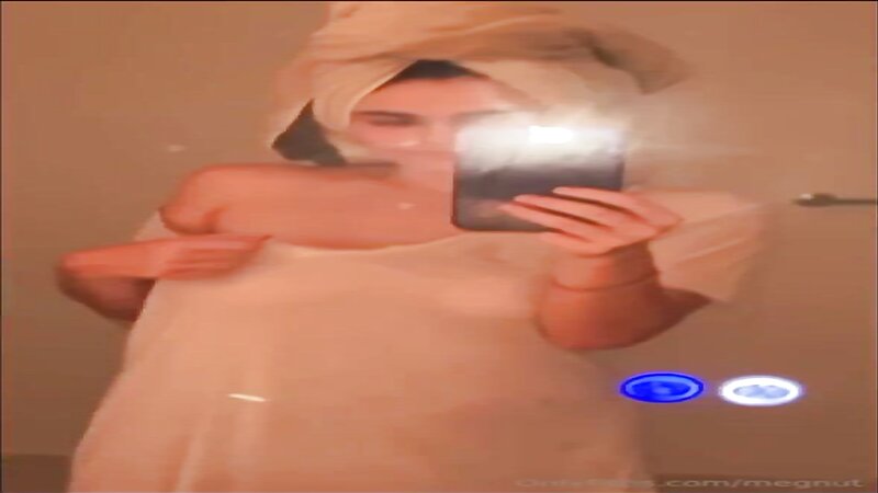 Megan Guthrie Mirror Tits Tease Video Leaked