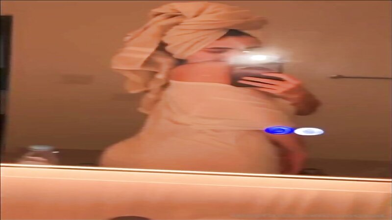 Megan Guthrie Mirror Tits Tease Video Leaked