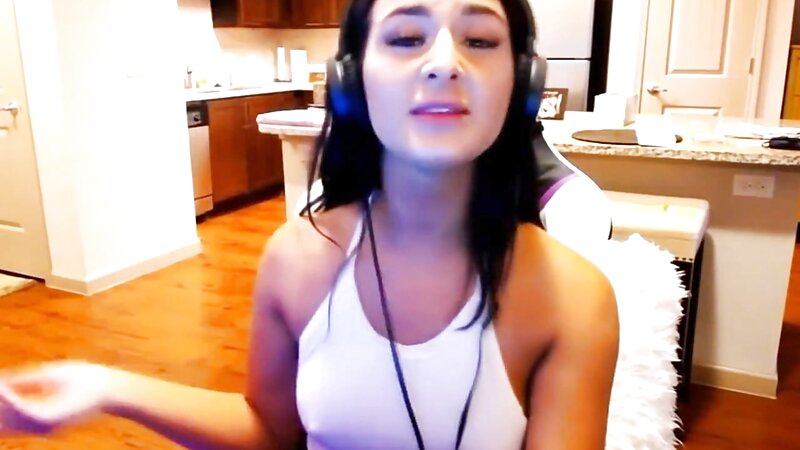 Miss Lauren Tyler Sloppy Blowjob