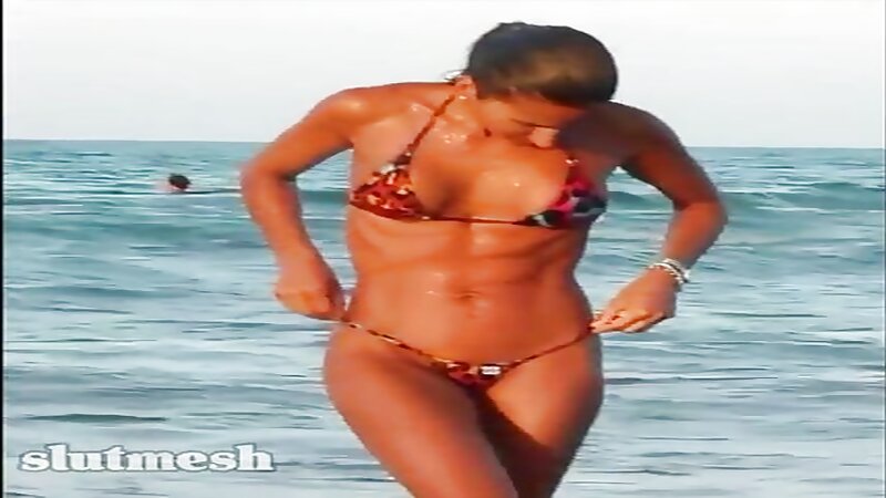 MonicaMilf Nude and Sexy Monica Action