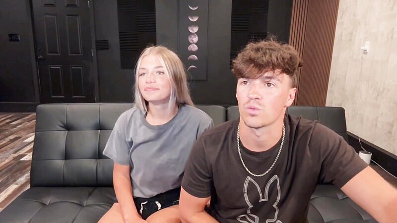 Lovely_Megan20 Makes Her Boyfriend Cum Twice On Her Face