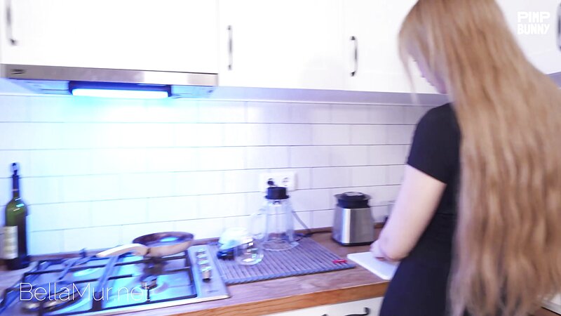 Bella Mur And Friends Take Turns On A Cock