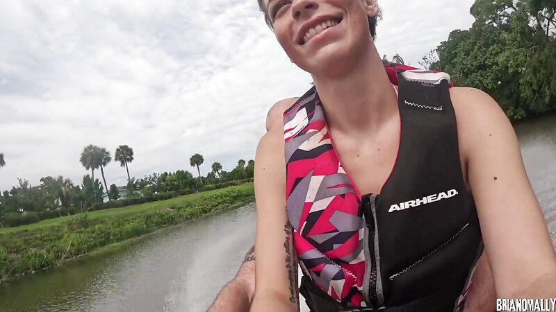 Renee Rose Gets Creampied During A Jet Ski Ride