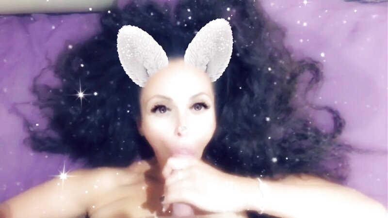 Princess Jasmine Sensual Blowjob Action