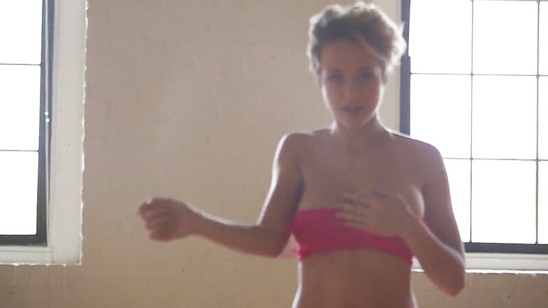 Sabrina Nicole Nude Teasing Show