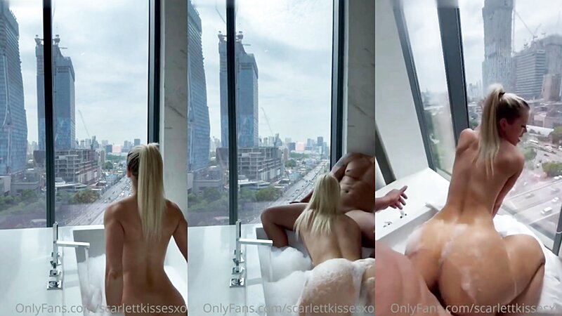 ScarlettKissesXO Bathtub Sex Scene