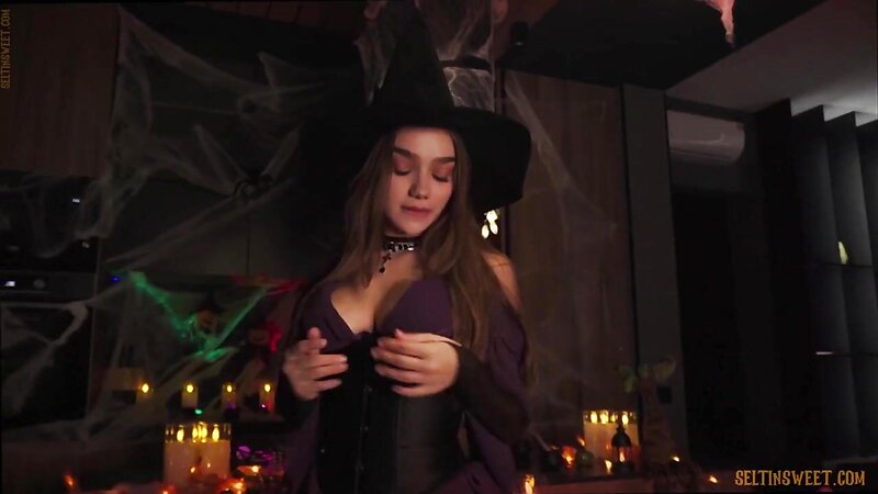 Seltin Sweety Halloween Onlyfans Video Leaked