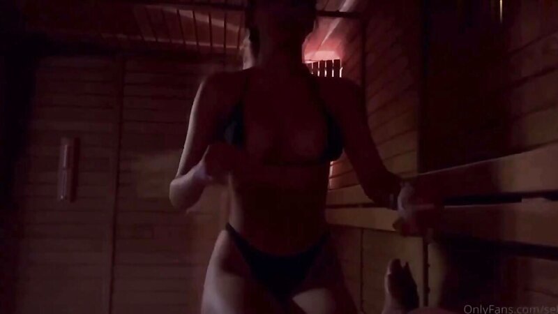 Seltin Sweety Nude Blowjob