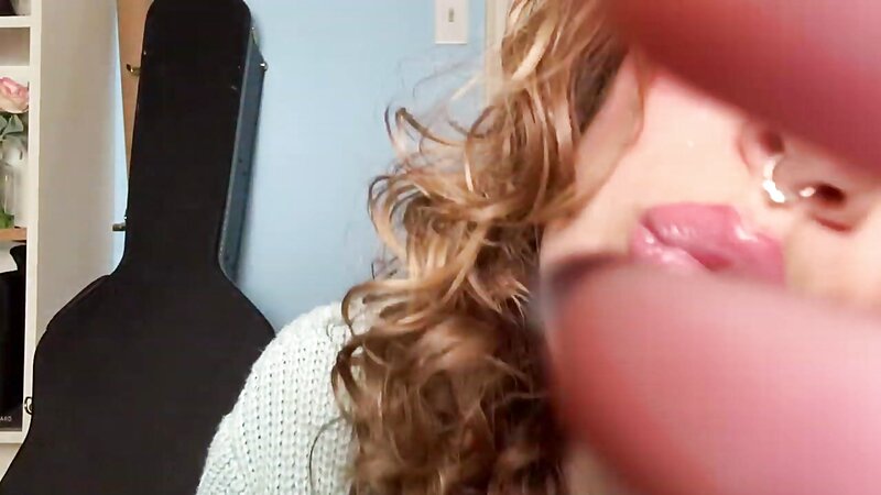 Marilyn Sugar Soothing ASMR Cozy Kisses