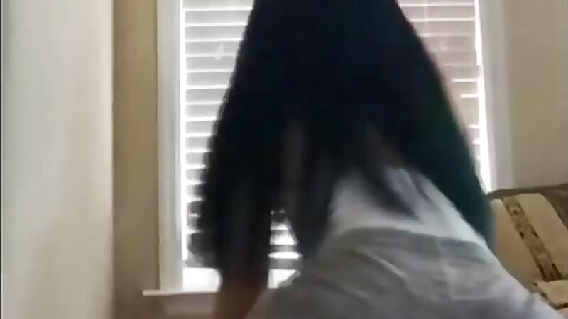 Woe Alexandra Nude Show