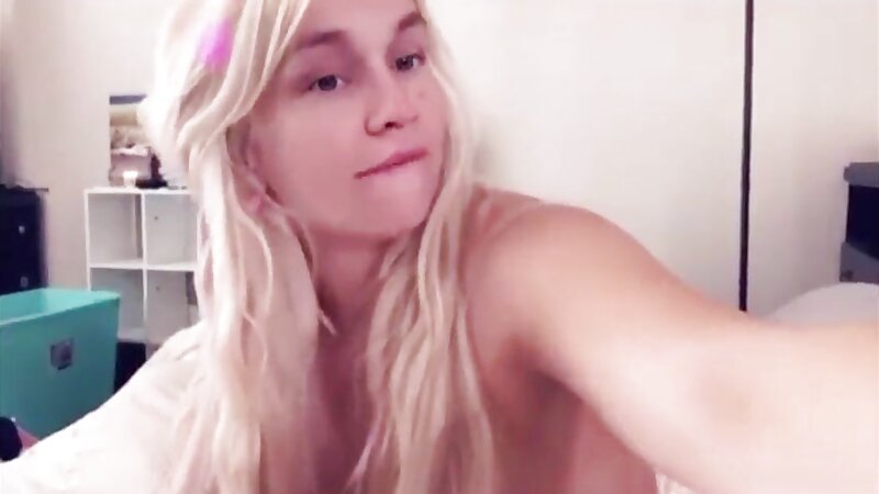 Zoie Burgher Nude Sex Tape