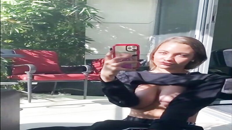 Celina Smith Naked Stripteasing and Dancing