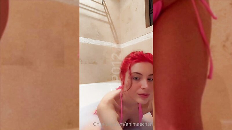 Animaechan Nude and Sexy action