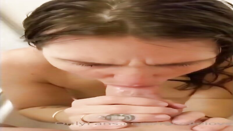 Nicole Sloppy Blowjob and Cumshot